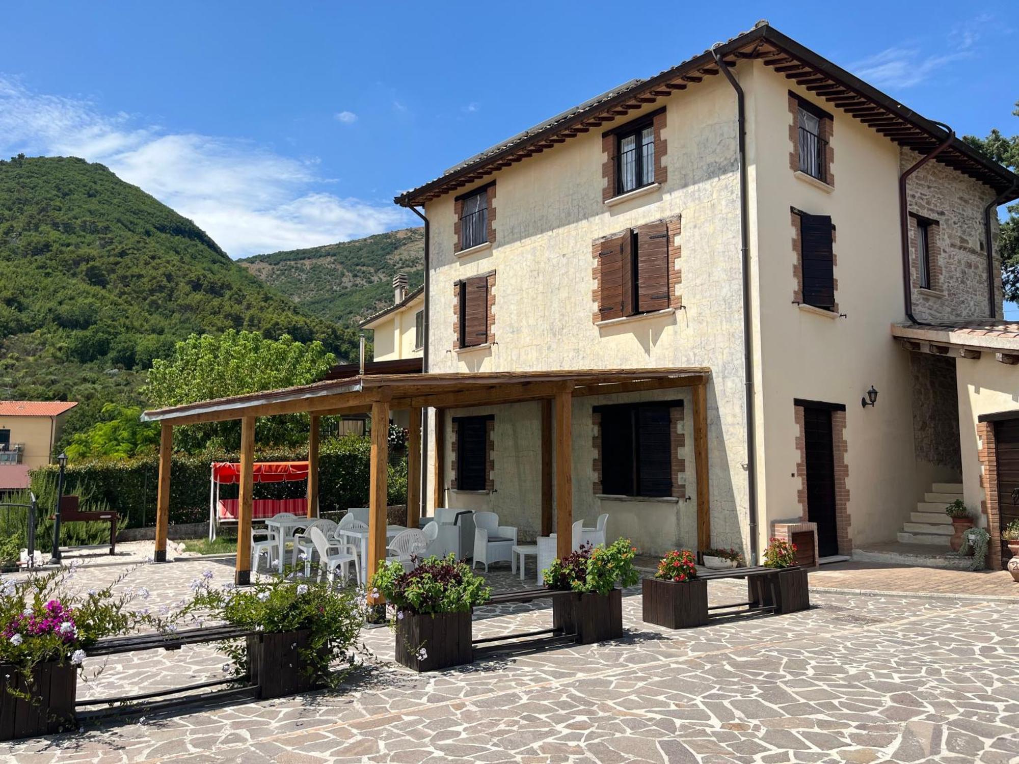 Casa Vacanze Vecchio Frantoio Residenza Leccino Spoleto Ngoại thất bức ảnh